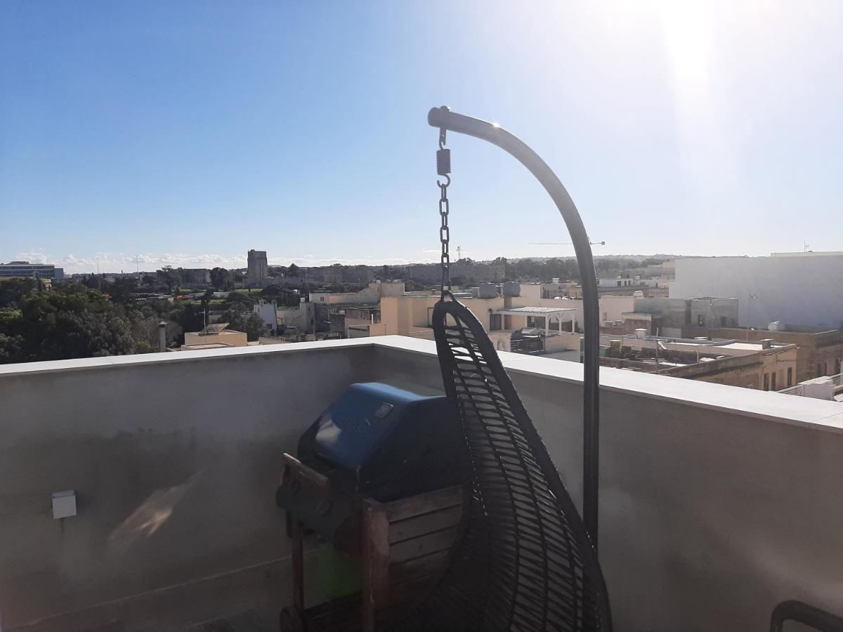 Town Pent House Lejlighed Luqa Eksteriør billede
